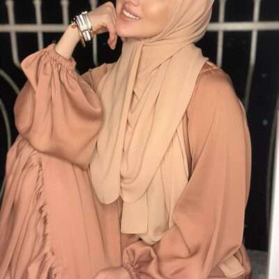 Simple Plated Abaya