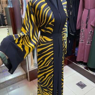 Tiger Print Shrug Abaya