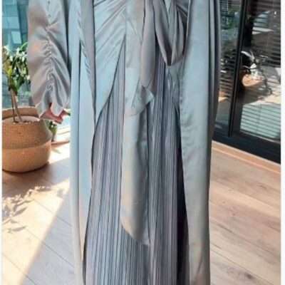 Silver Pleated Satin Abaya