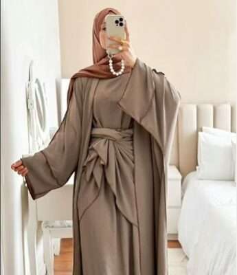 Noble Shrug Abaya