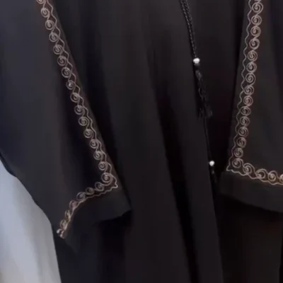 Ring Embroidery Abaya