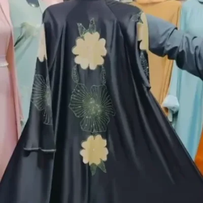 Black Velvet Flower Pacthes Abaya