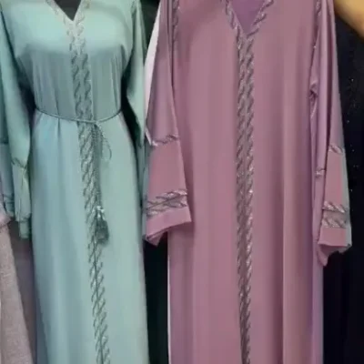 Bottom Layered Diamond Abaya