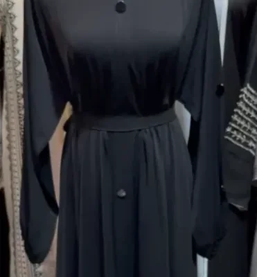 Button Black Abaya