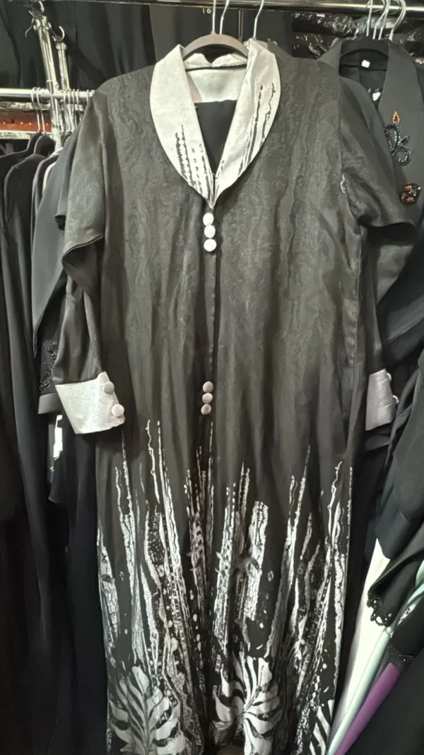Coat Printed Button Abaya - Image 4