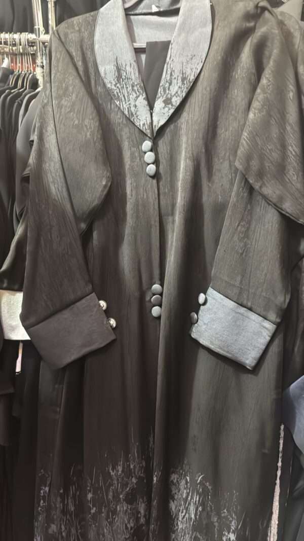 Coat Printed Button Abaya - Image 3