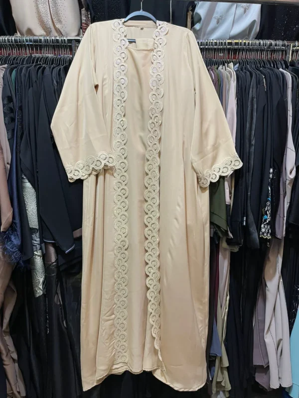 Double Ring Lace Shrug Abaya
