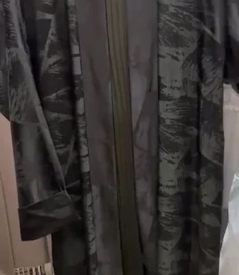 Printed Pleated Shrug Abaya