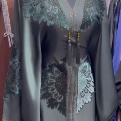 Peacock Velvet Patch Abaya