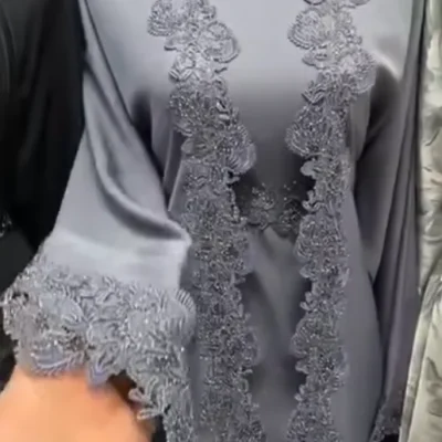 Heavy Lace Shrug Abaya