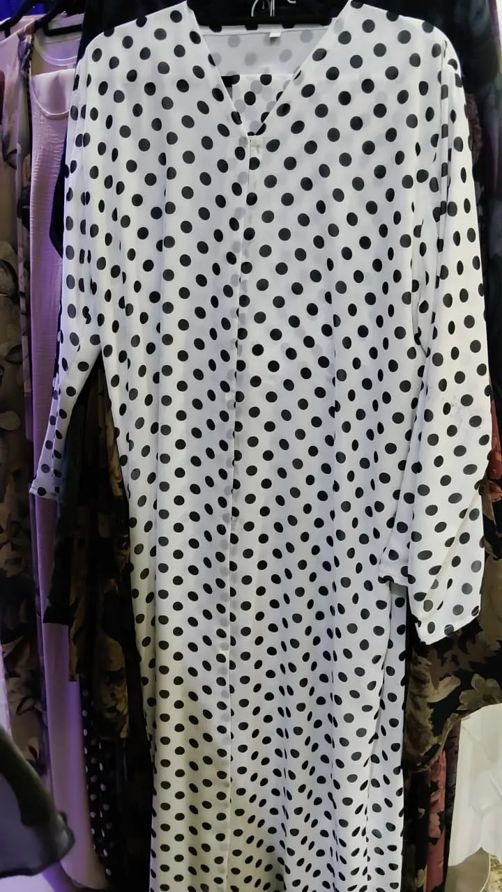 Polka Dots Sober Abaya - Image 3